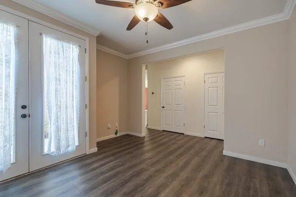 $594,500 | 2222 Carson Avenue, Clovis, CA 93611