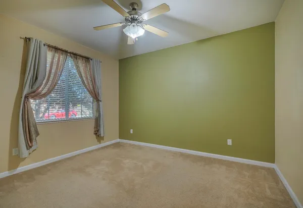 $594,500 | 2222 Carson Avenue, Clovis, CA 93611