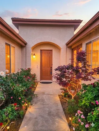 $594,500 | 2222 Carson Avenue, Clovis, CA 93611