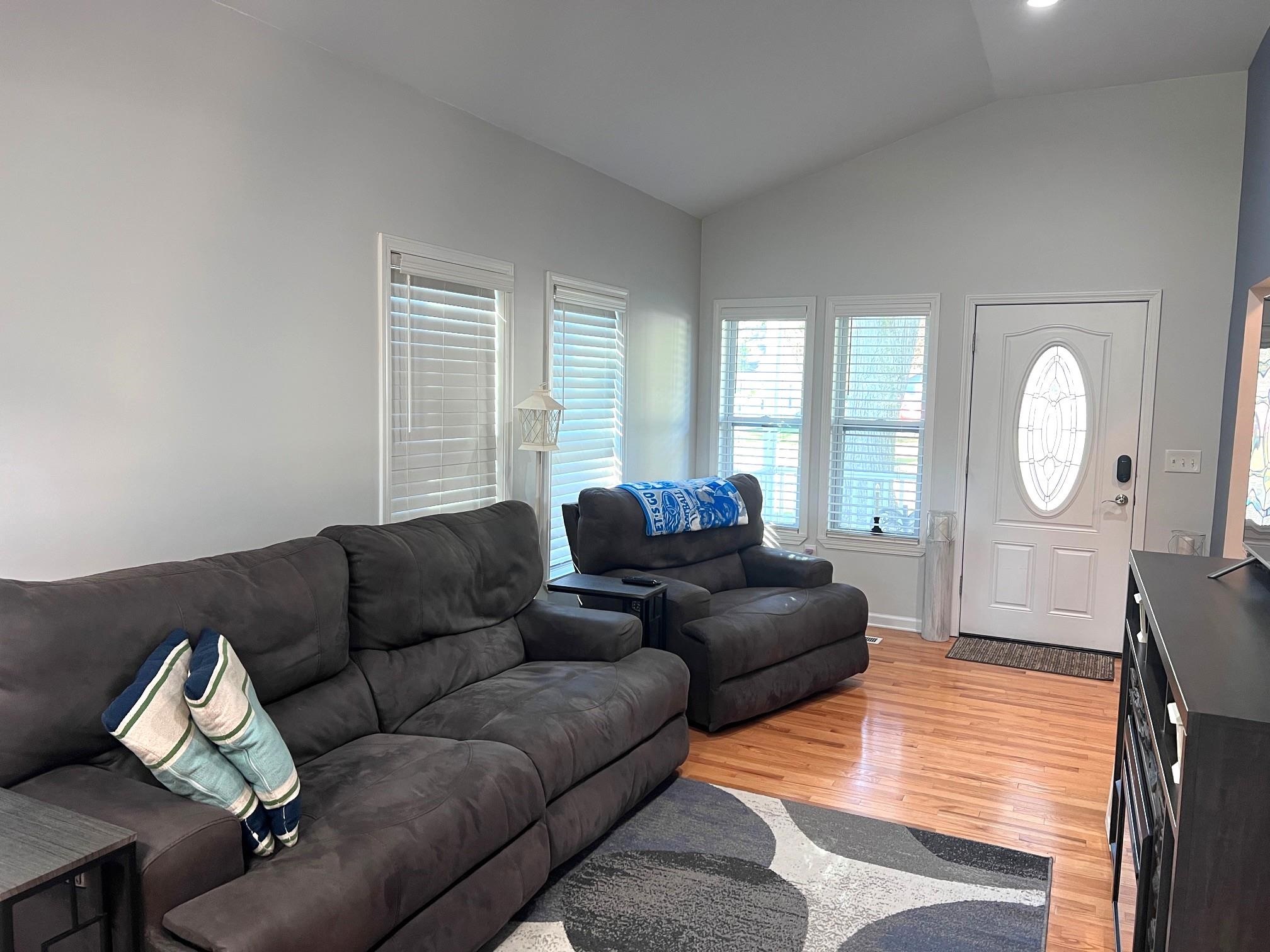 368 Green Street Perry, MI 48872 - Photo 5 of 26 50189957-0feafc96-0ae0-4f6a-94cf-04794f88584e.JPG