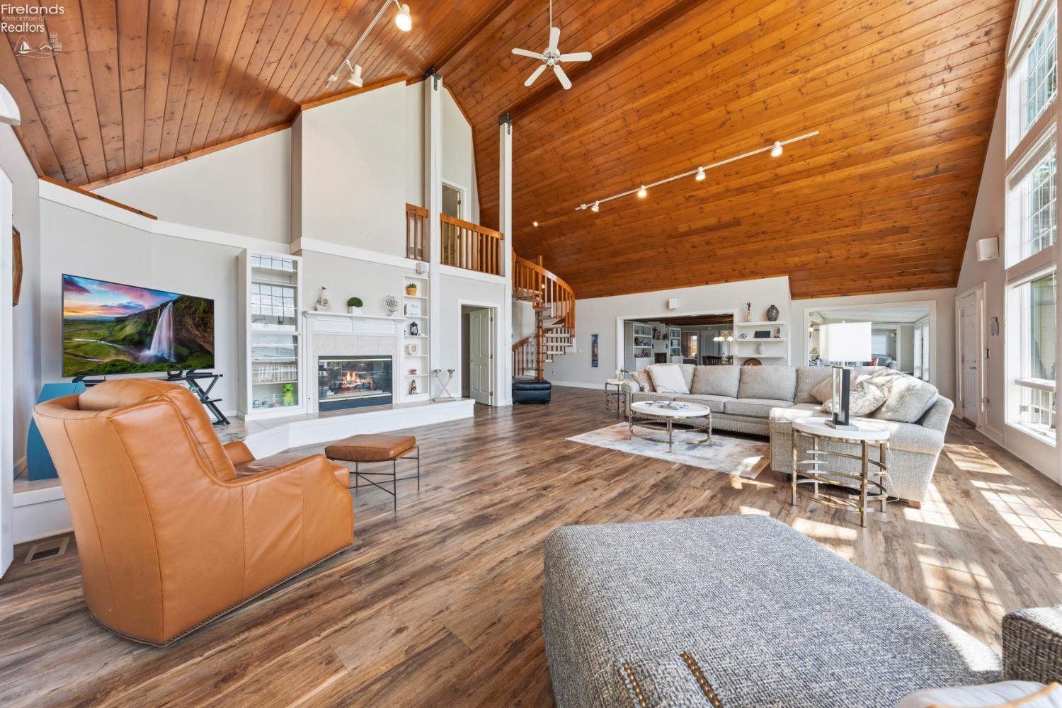 4119 East Moores Dock Road Port Clinton, OH 43452 - Photo 4 of 46 Gallery Image 4