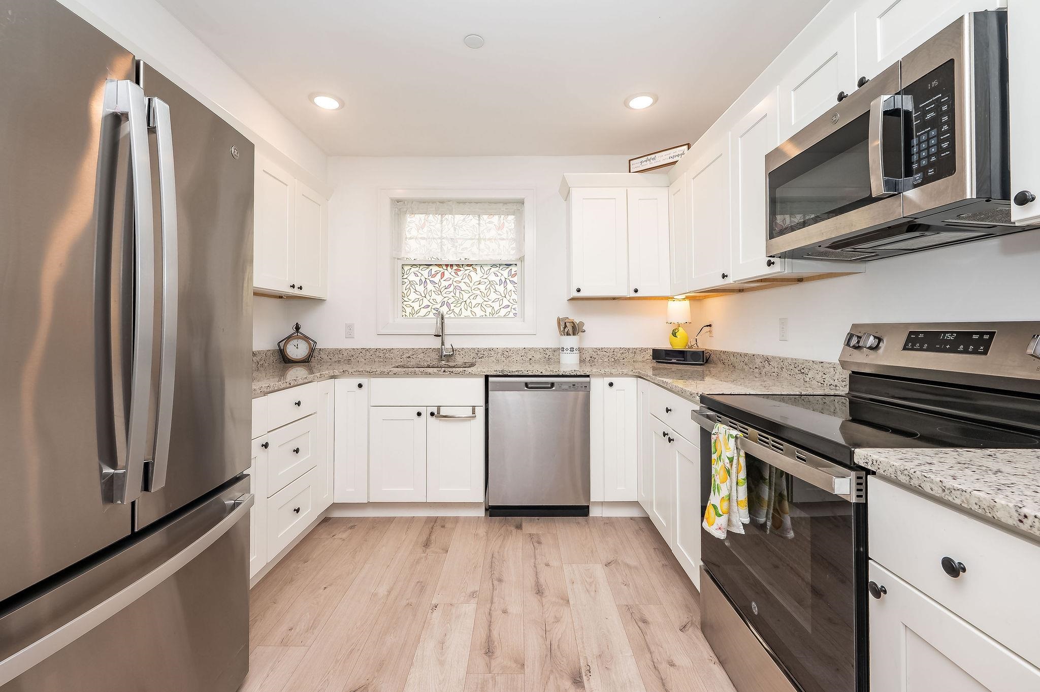 5 Miami Way, Unit B Rochester, NH 03867 - Photo 11 of 30