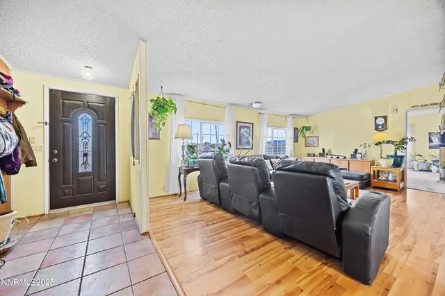 $450,000 | 5225 Deodar Street, Silver Springs, NV 89429