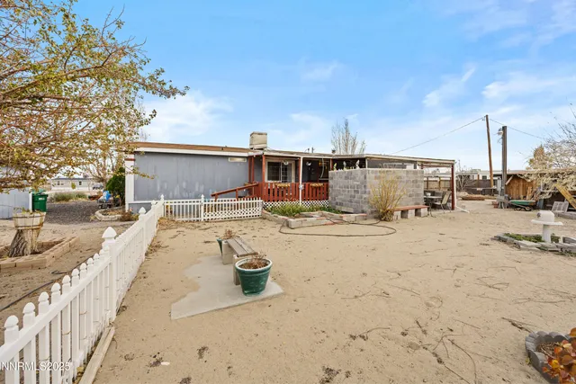 $450,000 | 5225 Deodar Street, Silver Springs, NV 89429