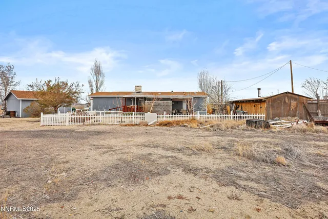 $450,000 | 5225 Deodar Street, Silver Springs, NV 89429