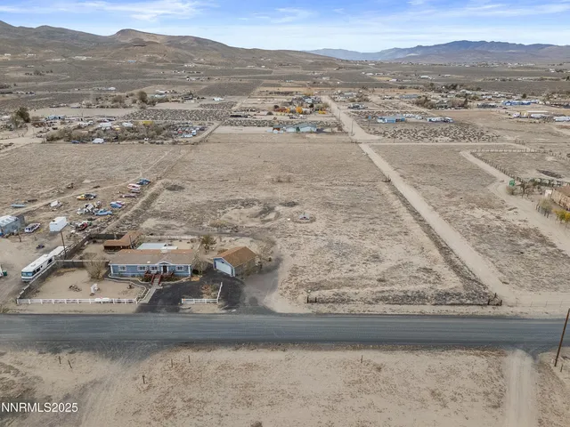 $450,000 | 5225 Deodar Street, Silver Springs, NV 89429