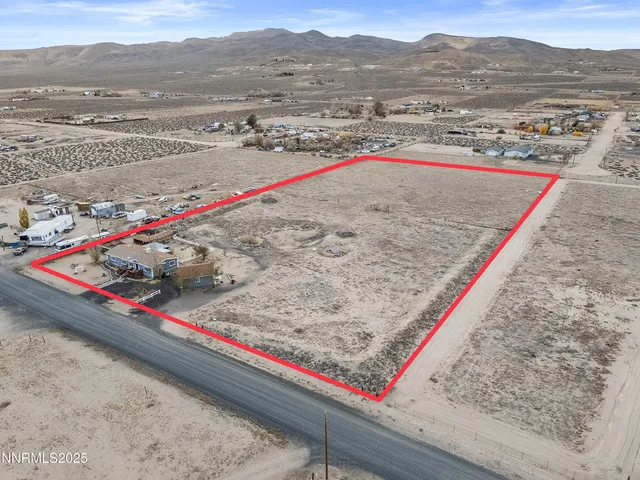 $450,000 | 5225 Deodar Street, Silver Springs, NV 89429