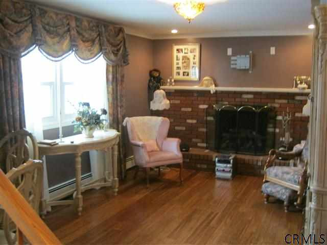 46 Swatling Road Colonie, NY 12110 - Photo 13 of 15 Photo 13