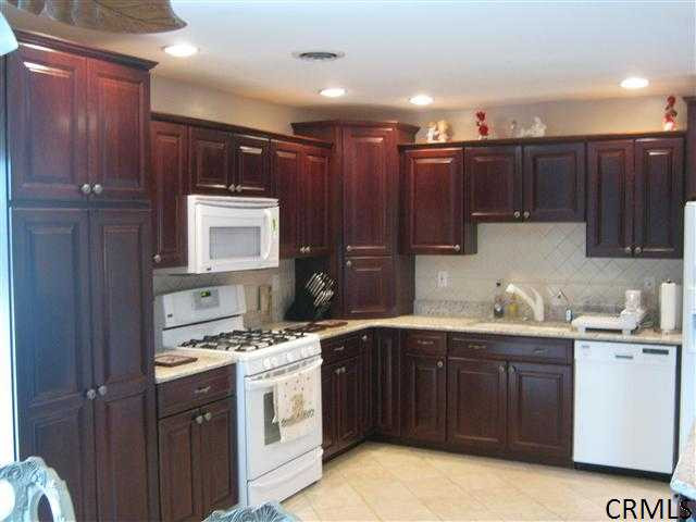 46 Swatling Road Colonie, NY 12110 - Photo 8 of 15 Photo 8