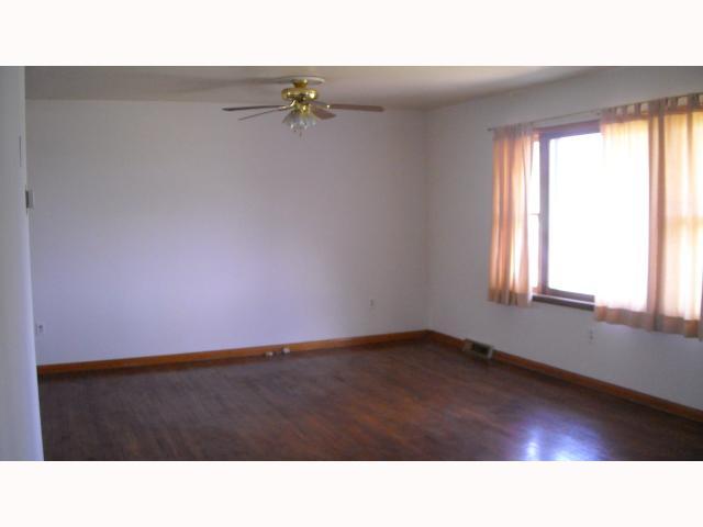 351 Tarlton Road Circleville, OH 43113 - Photo 4 of 9 Gallery Image 4