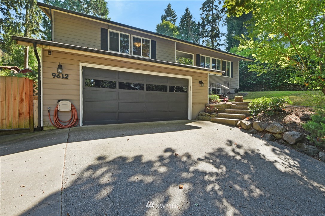 9612 125th Place Southeast Renton, WA 98056 - Photo 2 of 22 Gallery Image 2