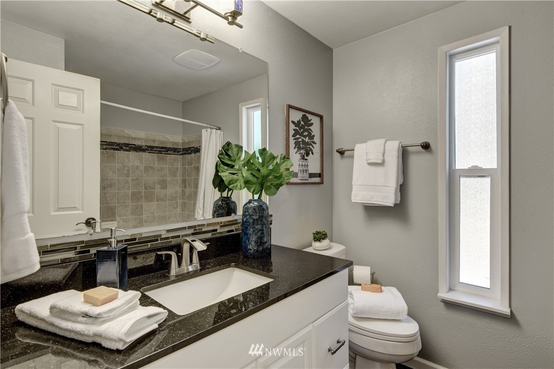 9612 125th Place Southeast Renton, WA 98056 - Photo 13 of 22 Gallery Image 13
