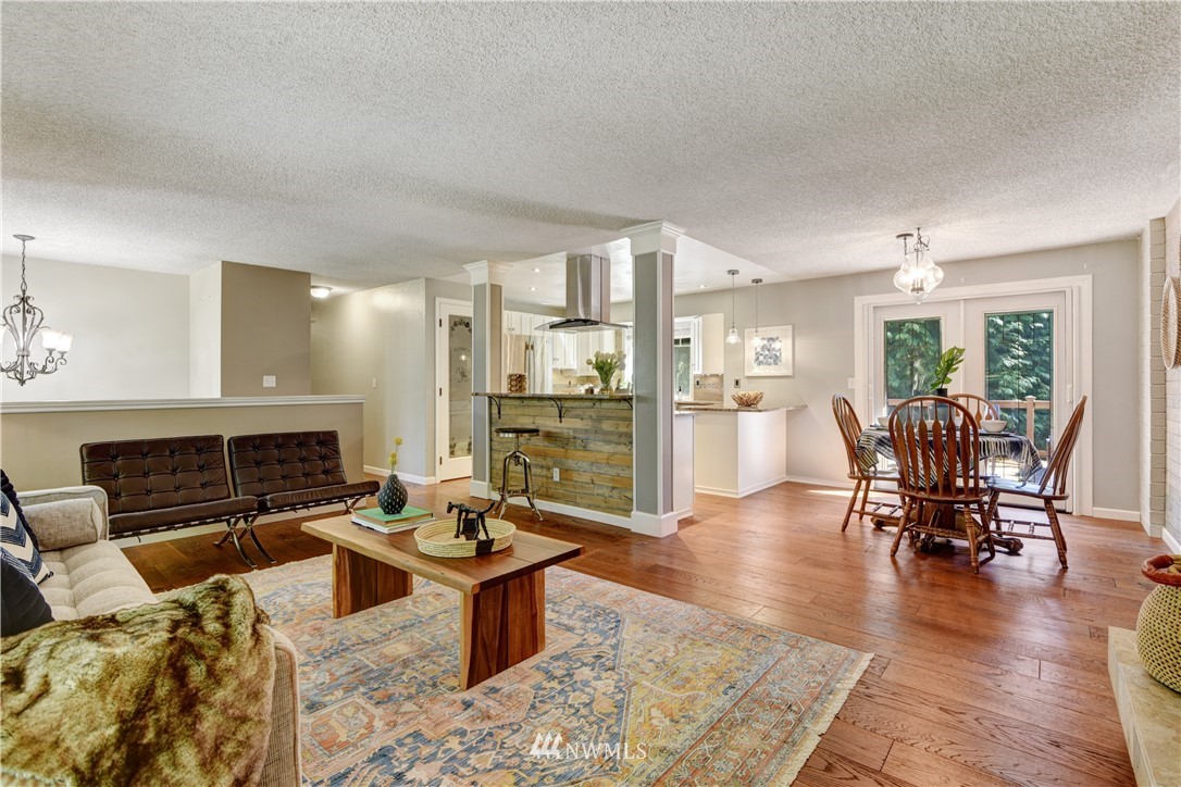 9612 125th Place Southeast Renton, WA 98056 - Photo 5 of 22 Gallery Image 5
