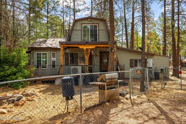 $305,000 | 2861 Angel Trail, Overgaard, AZ 85933