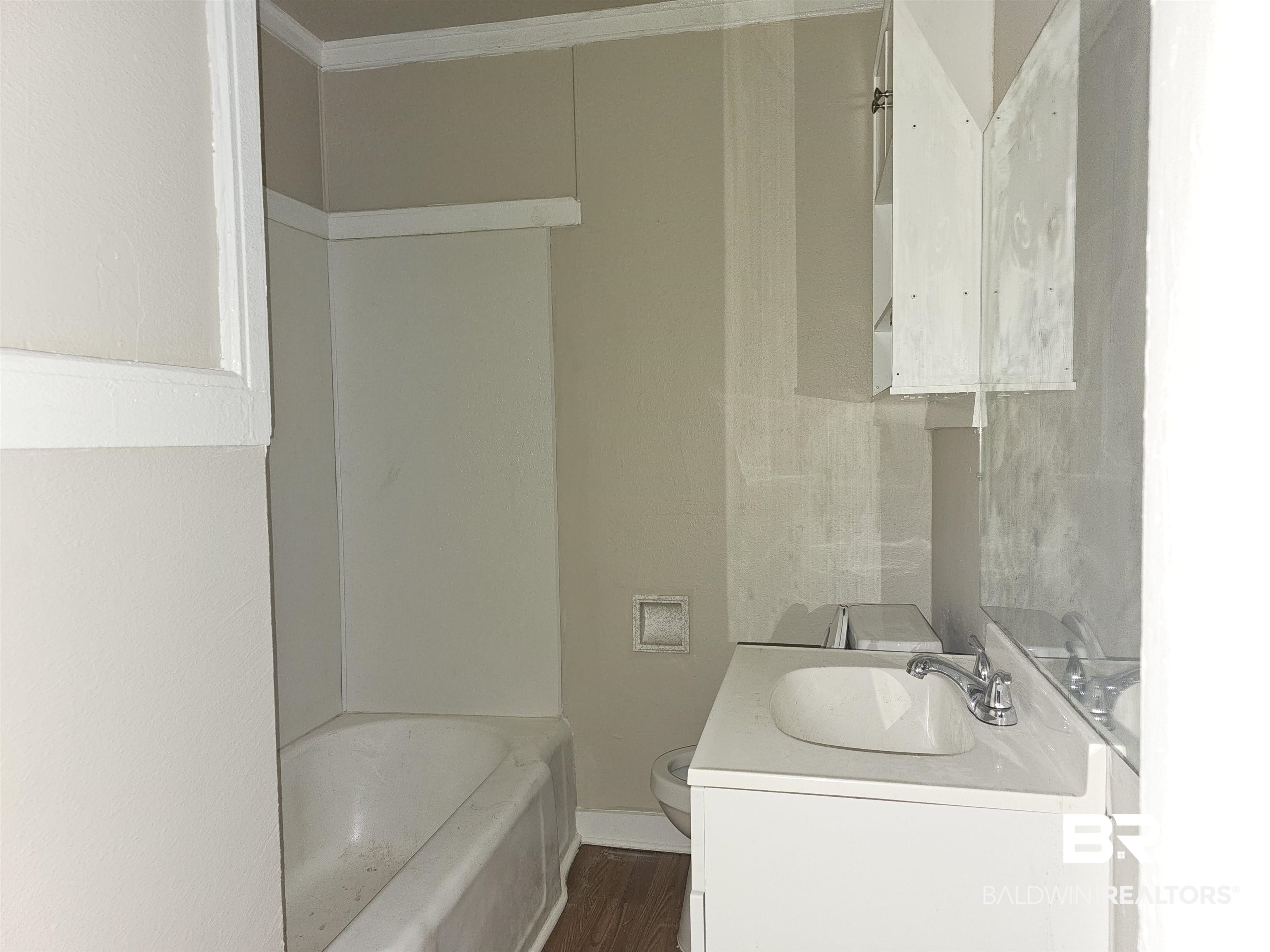 17 Ryan Street Mobile, AL 36611 - Photo 10 of 13