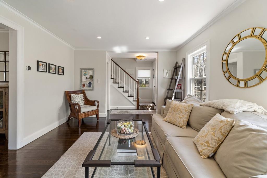 18 Crehore Road Boston, MA 02467 - Photo 5 of 21