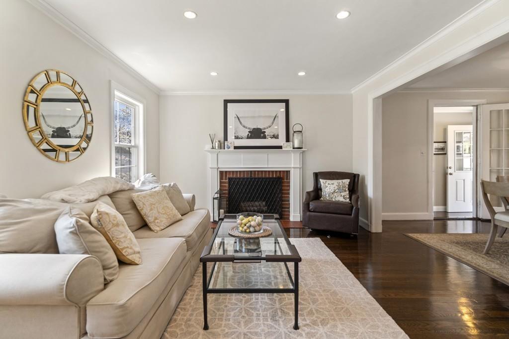 18 Crehore Road Boston, MA 02467 - Photo 6 of 21