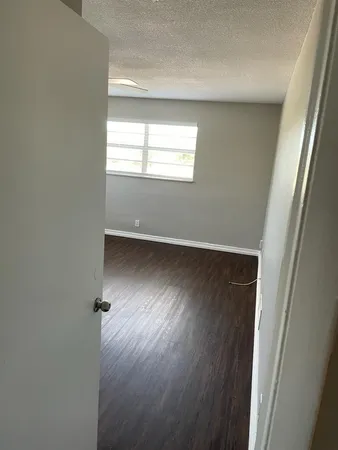 $1,525 | 1630 North 25th Avenue, Unit 6, Hollywood, FL 33020