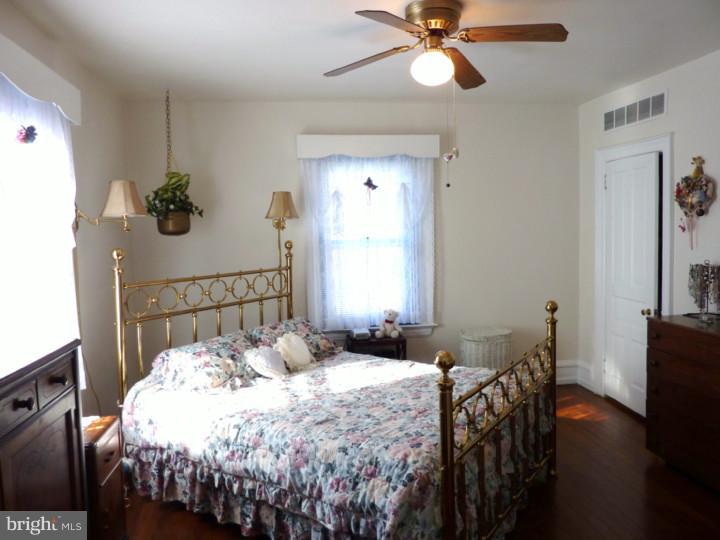 270 Mather Road Jenkintown, PA 19046 - Photo 12 of 20 Bedroom - Main