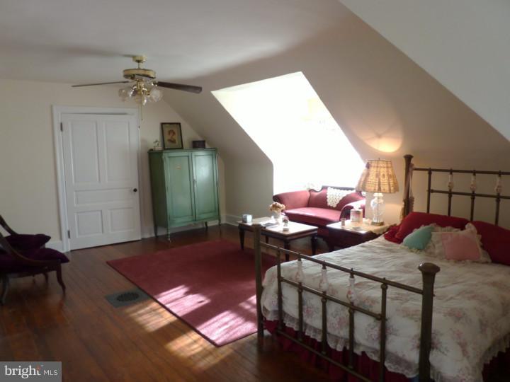 270 Mather Road Jenkintown, PA 19046 - Photo 19 of 20 Bedroom 4