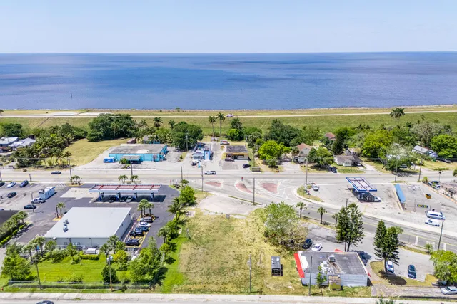 view of balcony with wooden floor