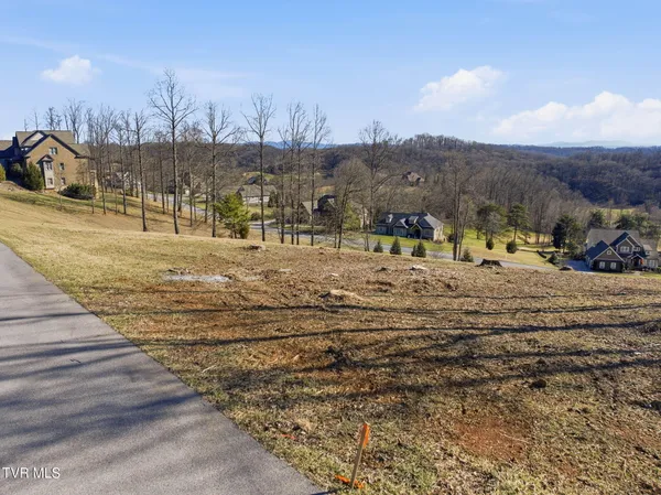 $89,900 | 1230 Ridgetop Trail, Unit 9, Kingsport, TN 37664