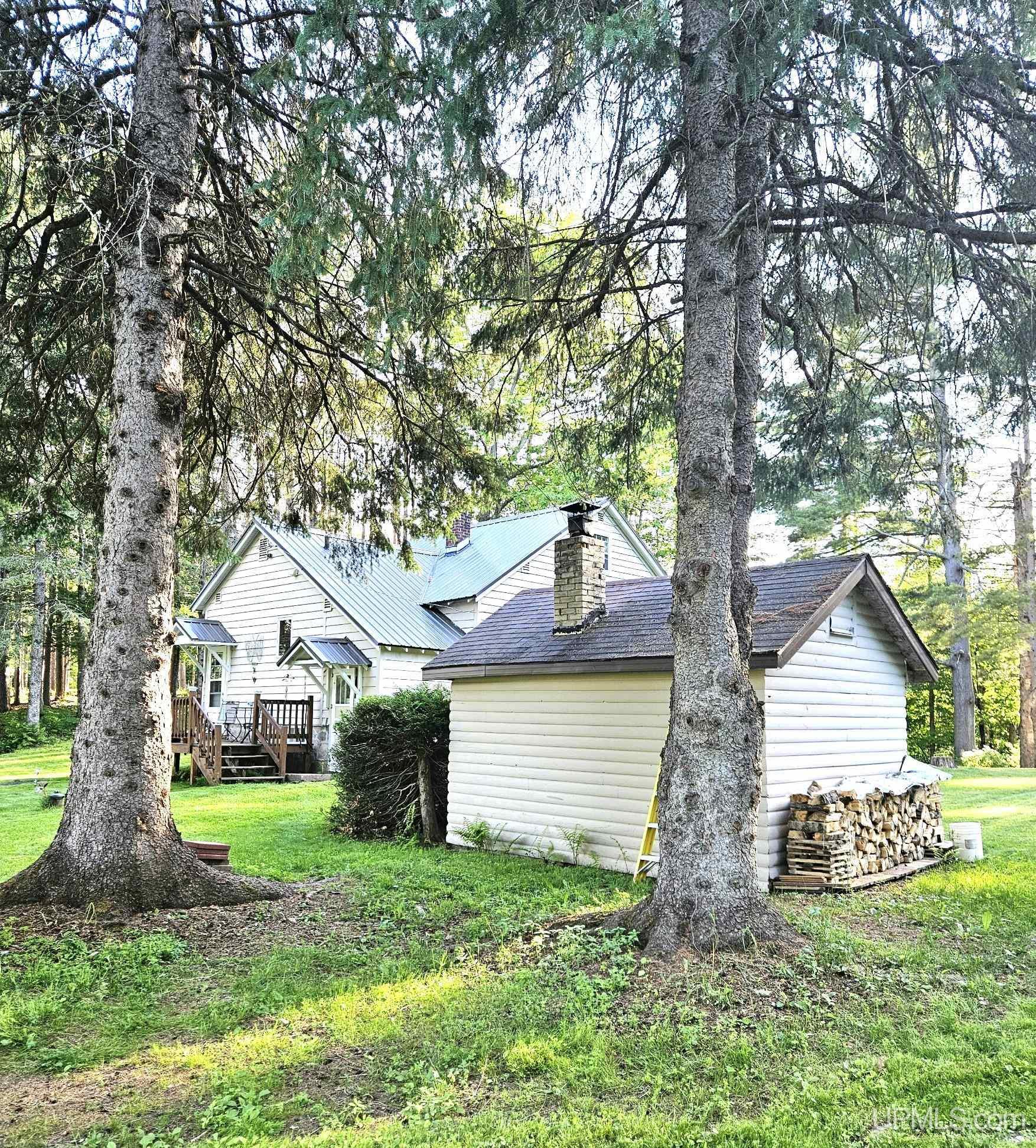 11856 N Dupont Road Hurley, WI 54534 - Photo 22 of 35