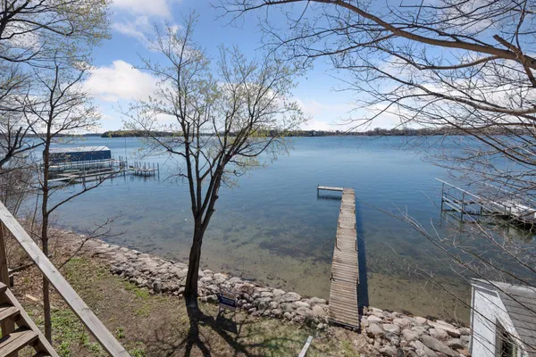 $875,000 | 4877 Island View Drive, Mound, MN 55364