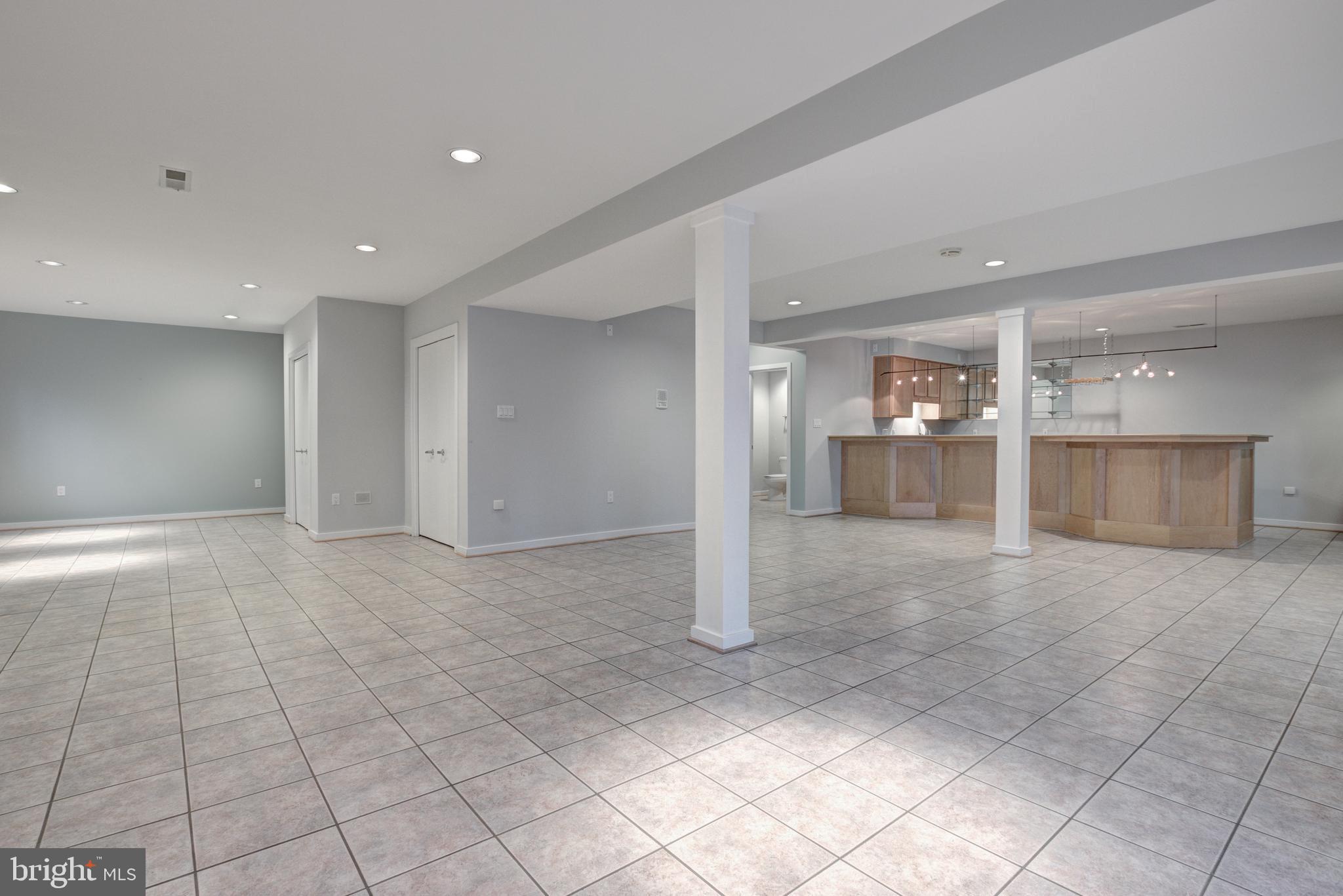 9309 Raintree Road Burke, VA 22015 - Photo 52 of 88 Gallery Image 52