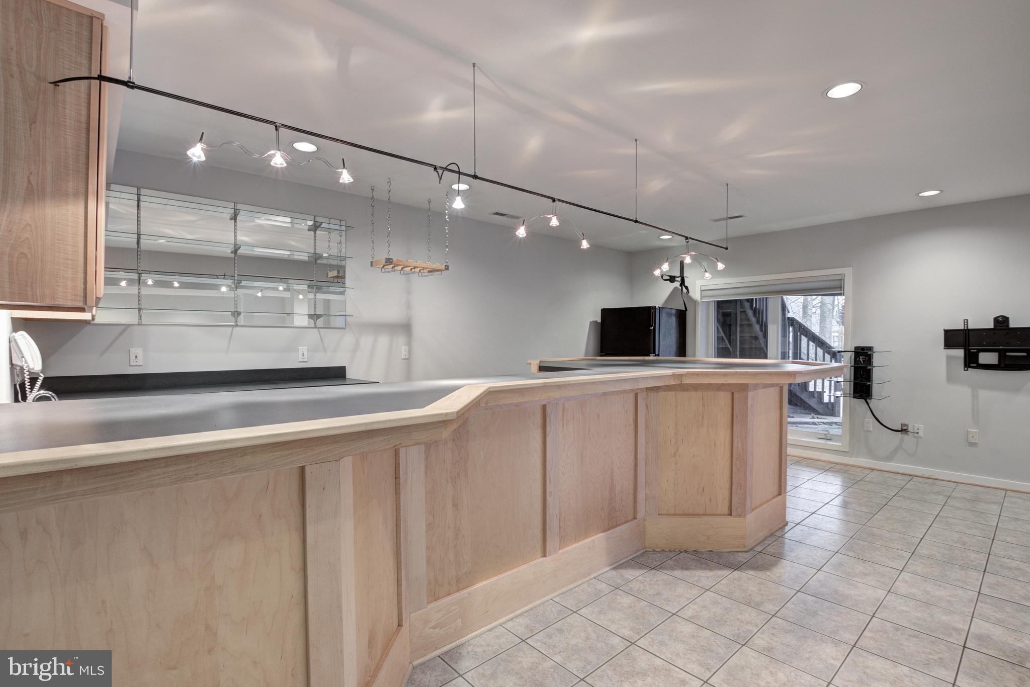9309 Raintree Road Burke, VA 22015 - Photo 53 of 88 Gallery Image 53
