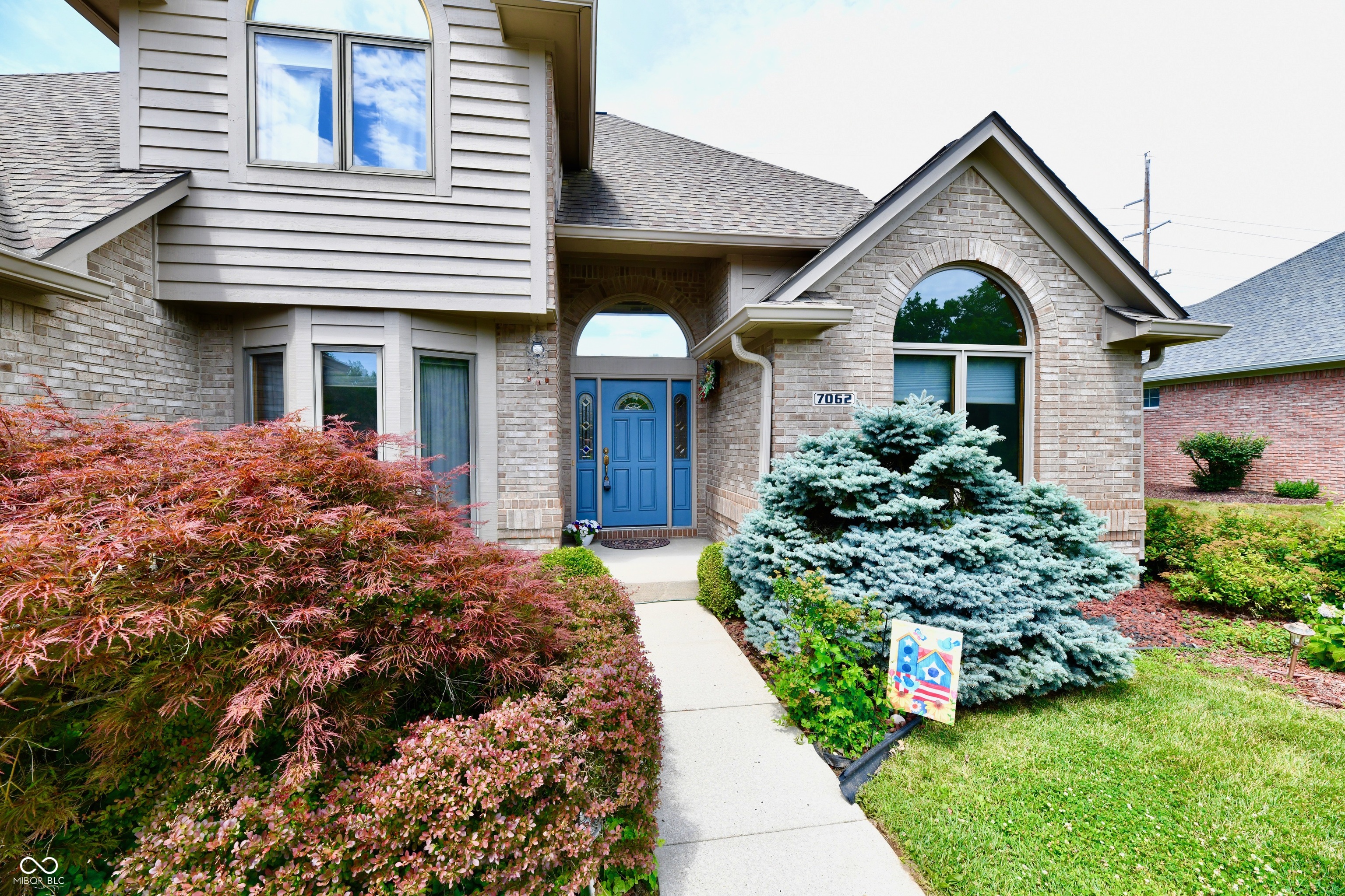 7062 Hunters Ridge Drive Plainfield, IN 46168 - Photo 2 of 55 Gallery Image 2