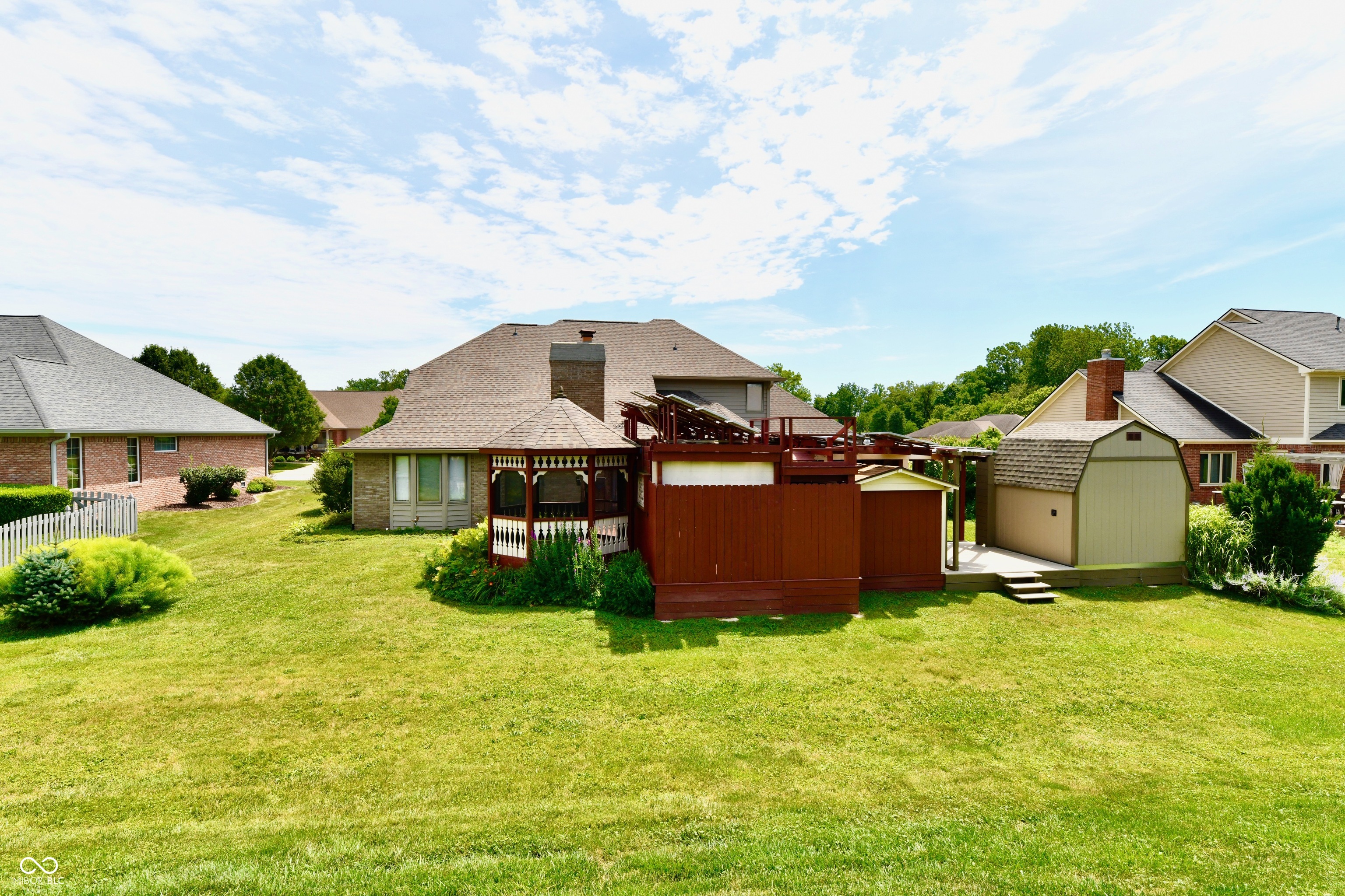 7062 Hunters Ridge Drive Plainfield, IN 46168 - Photo 3 of 55 Gallery Image 3