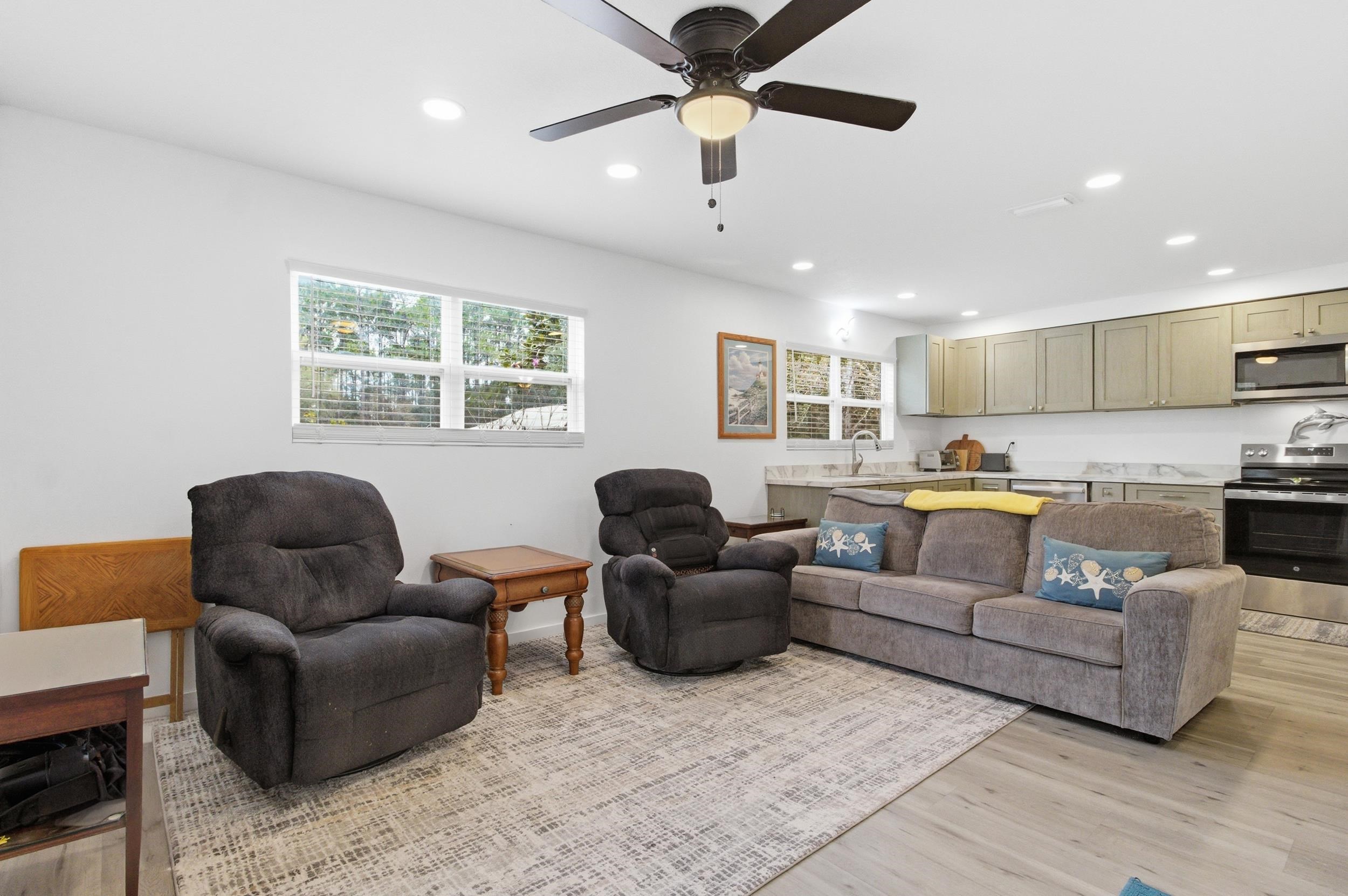 137 Dickson Bay Road Panacea, FL 32346 - Photo 7 of 45