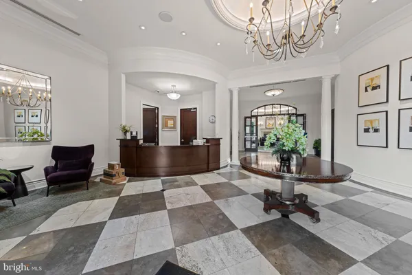 $1,988 | 11710 Old Georgetown Road, Unit 820, North Bethesda, MD 20852