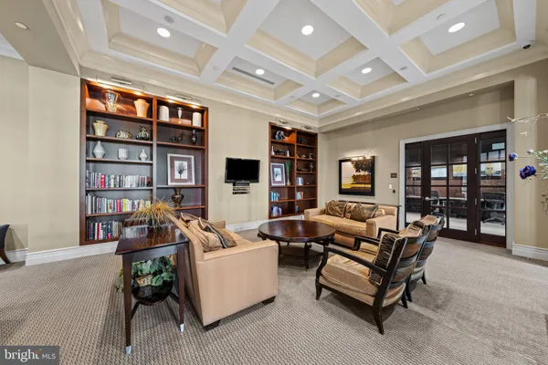 $1,988 | 11710 Old Georgetown Road, Unit 820, North Bethesda, MD 20852