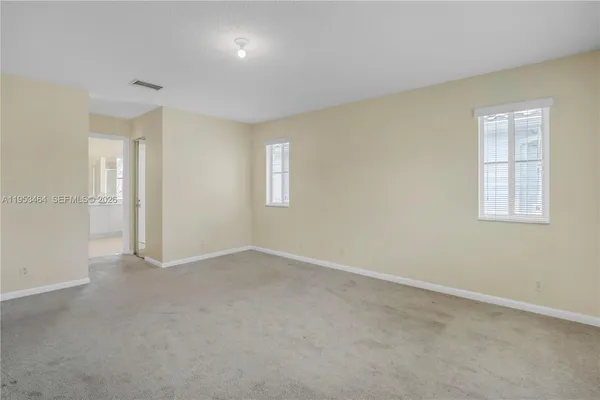 $5,250 | 1042 Bluewood Terrace, Unit 1042, Weston, FL 33327