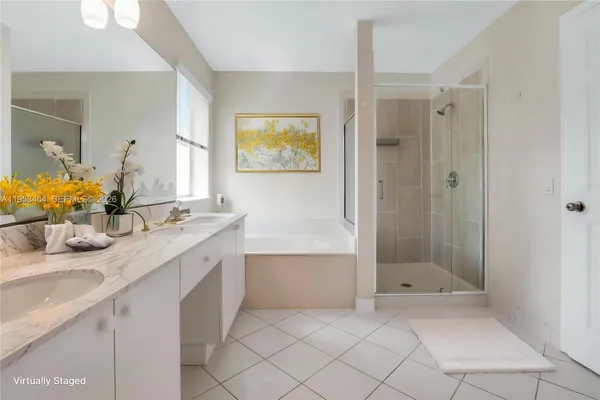 $5,250 | 1042 Bluewood Terrace, Unit 1042, Weston, FL 33327