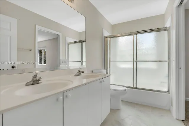 $5,350 | 1042 Bluewood Terrace, Unit 1042, Fort Lauderdale, FL 33327