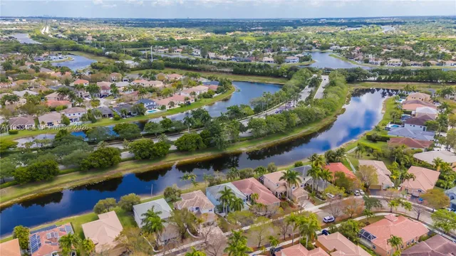 $5,350 | 1042 Bluewood Terrace, Unit 1042, Fort Lauderdale, FL 33327