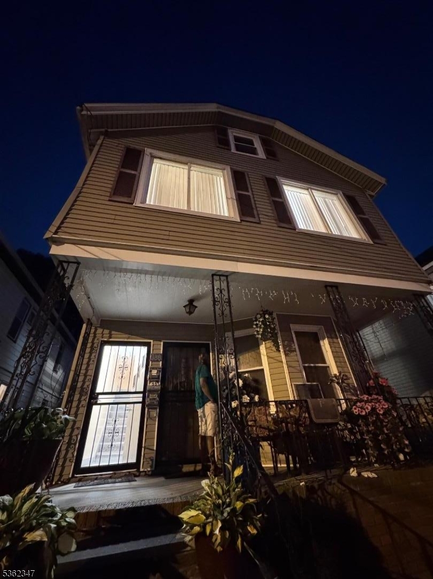 388 East 9th Avenue, Unit 2 Roselle, NJ 07203 - Photo 4 of 24 a view of front door