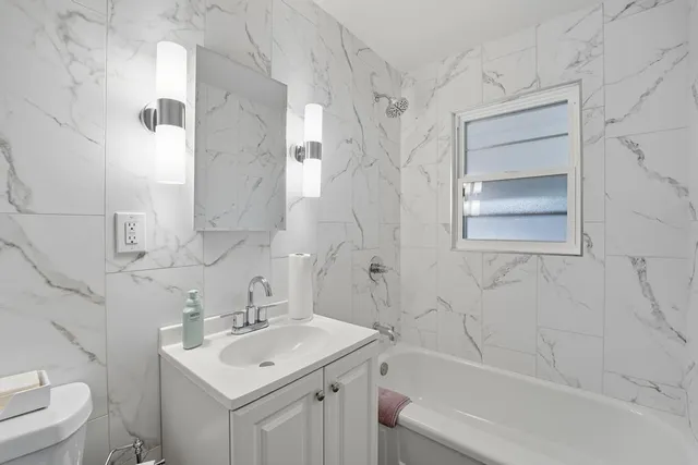 $159,000 | 2005 South Hedges Avenue, Independence, MO 64052