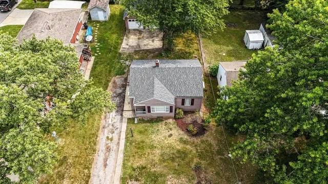 $159,000 | 2005 South Hedges Avenue, Independence, MO 64052