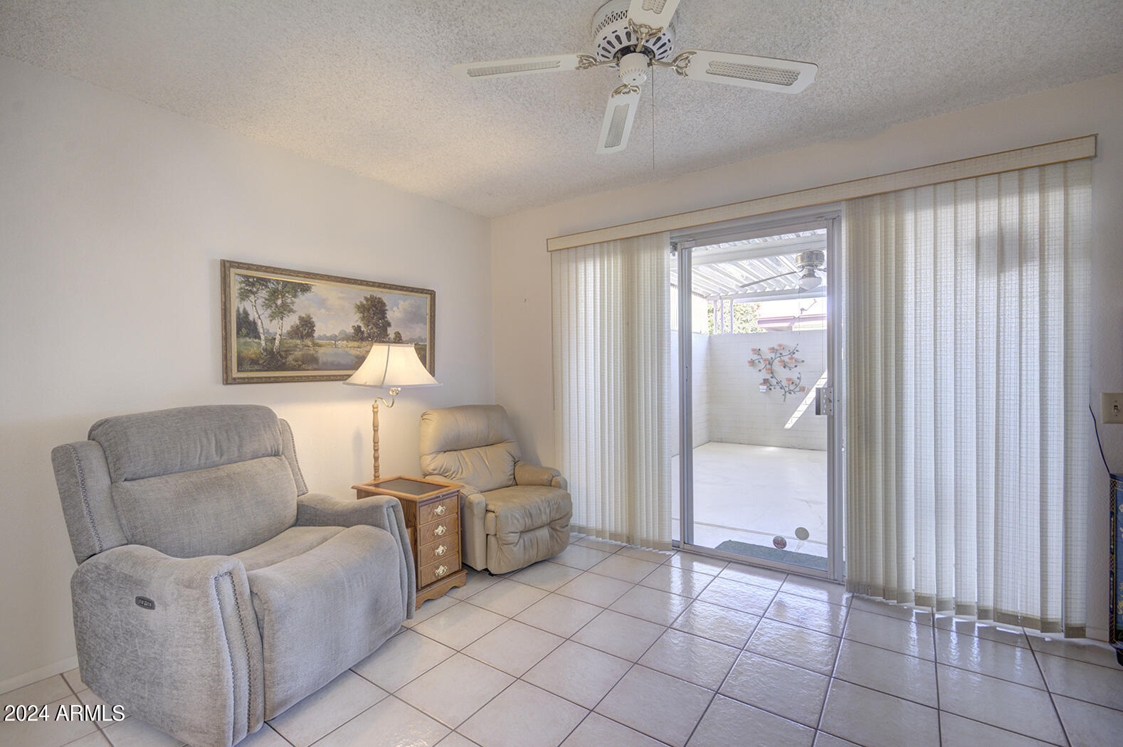 10050 West Royal Oak Road, Unit H Sun City, AZ 85351 - Photo 7 of 13 Den 2