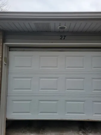 $219,900 | 9138 West 95th Street, Unit 3B, Hickory Hills, IL 60457