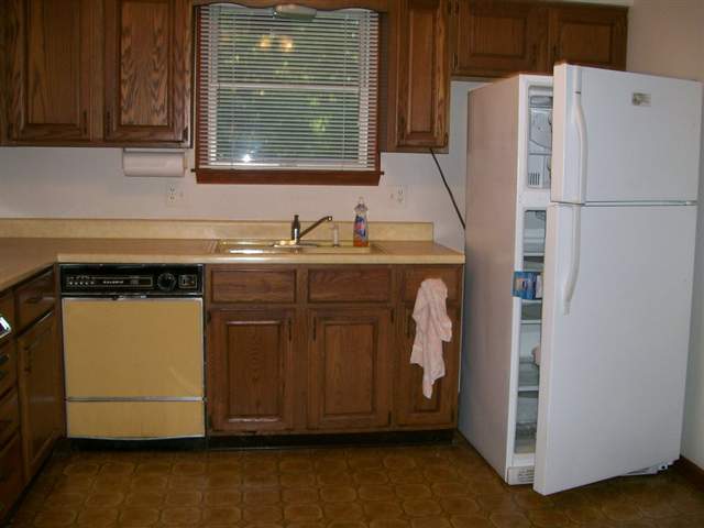 9192 Folkert Road Algonac, MI 48001 - Photo 11 of 24 31065604-10.JPG