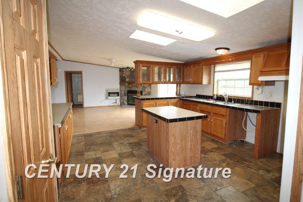 2491 Whites Beach Road Standish, MI 48658 - Photo 8 of 19 Gallery Image 8