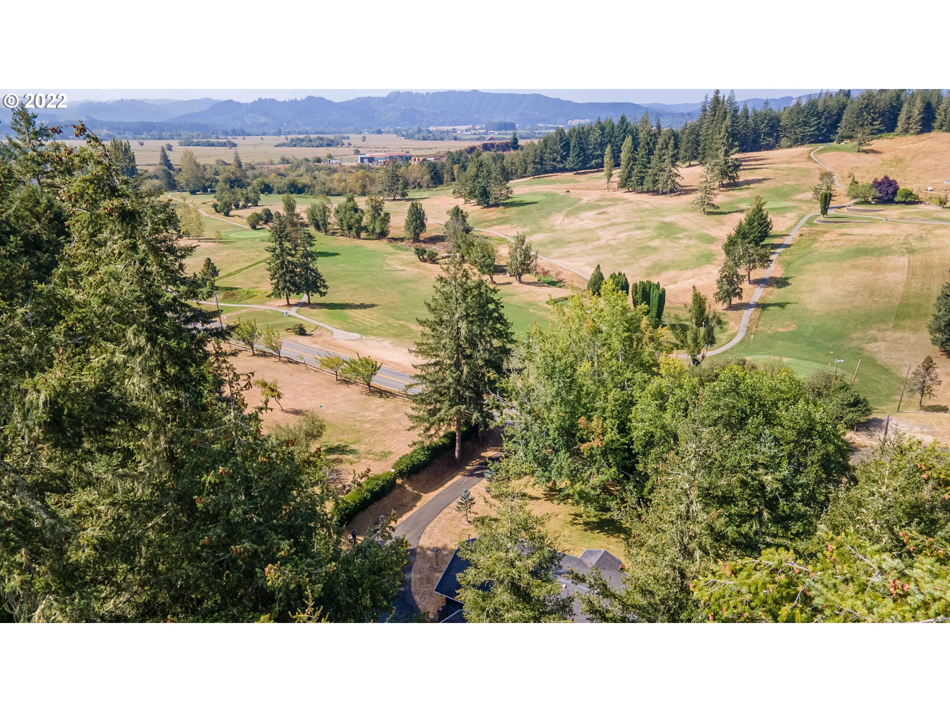 54947 Lee Valley Road Coquille, OR 97423 - Photo 5 of 31 Gallery Image 5