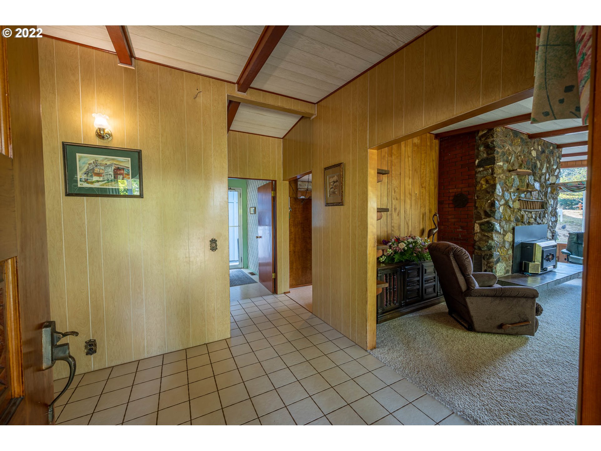 54947 Lee Valley Road Coquille, OR 97423 - Photo 8 of 31 Gallery Image 8