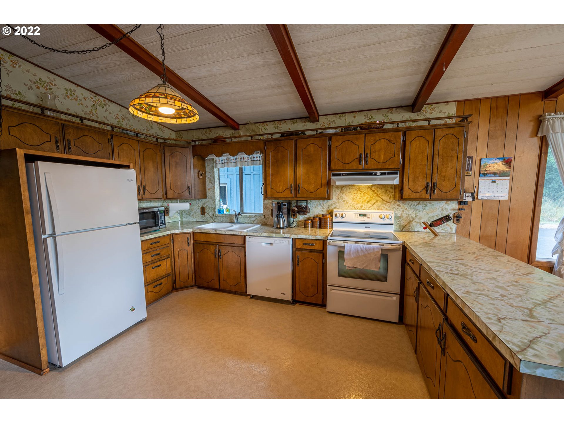 54947 Lee Valley Road Coquille, OR 97423 - Photo 10 of 31 Gallery Image 10