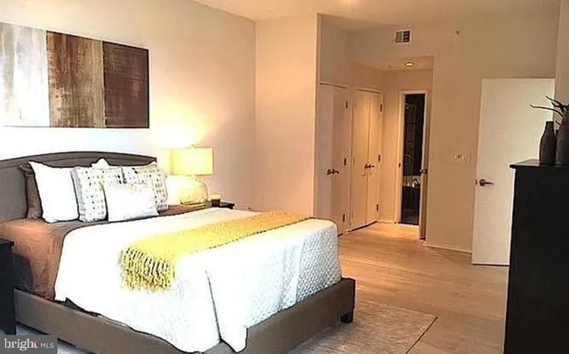 $3,700 | 3409 Wilson Boulevard, Unit 301, Arlington, VA 22201